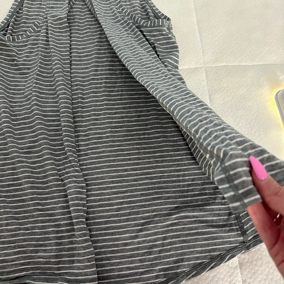 Lululemon All Tied Up Tank in Grey/White Stripes Size S - Picture 11 of 11